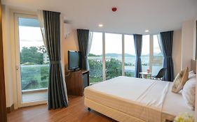 Cliff Hotel Nha Trang